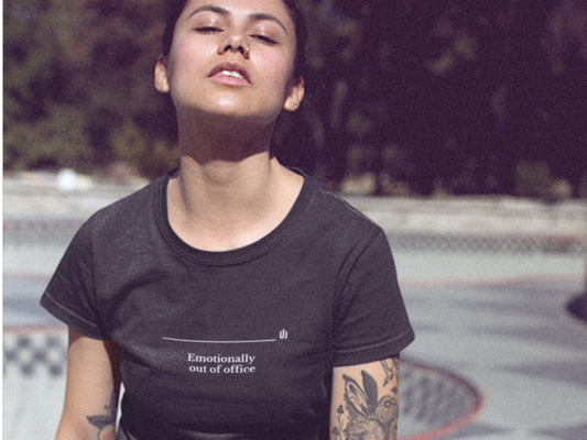 Emotionally out of office - Unisex T-shirt