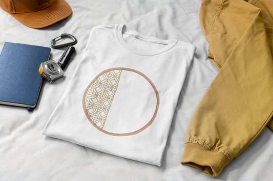 Elegant Geometric Circle with Gold Pattern - Unisex T-shirt