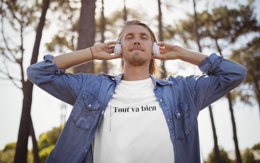 Tout Va Bien - Unisex T-shirt