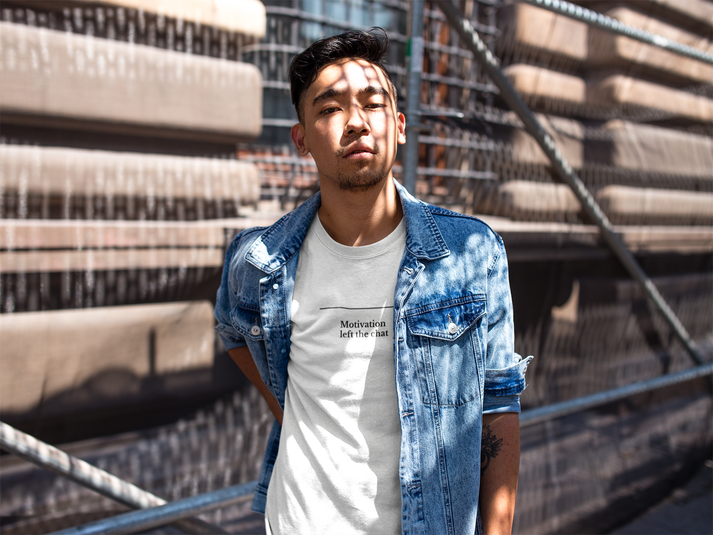 Motivation  left the chat - Unisex T-shirt