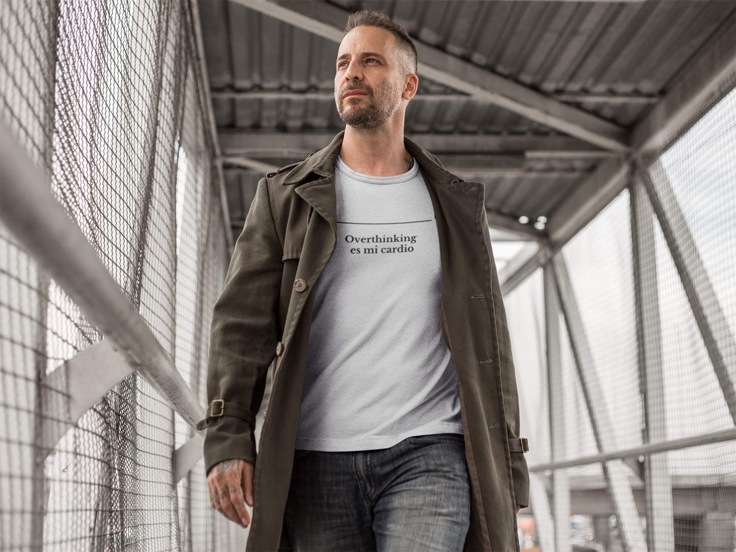 Overthinking  es mi cardio - Unisex T-shirt